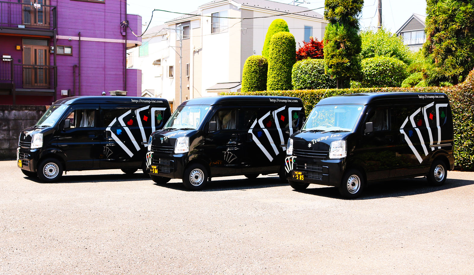 運送事業,一般貨物,東京,かっこいいトラック,かっこいい会社,かっこいいロゴマーク